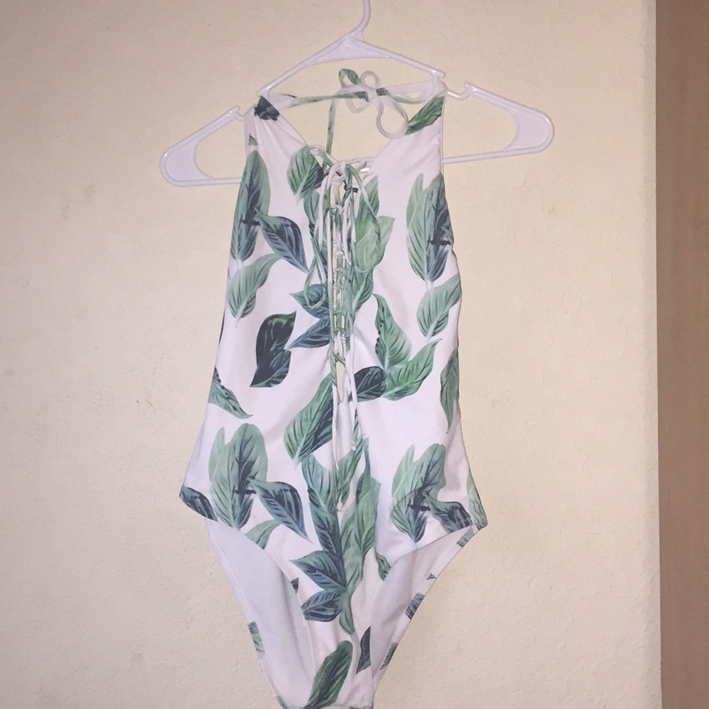 🌻Cupshe swim